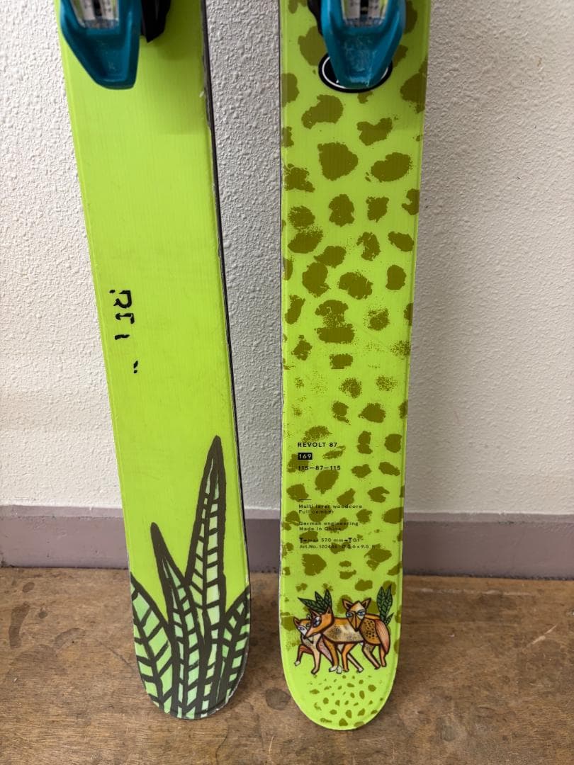 Volkl Revolt 87 フォルクル リボルト 87 2022年