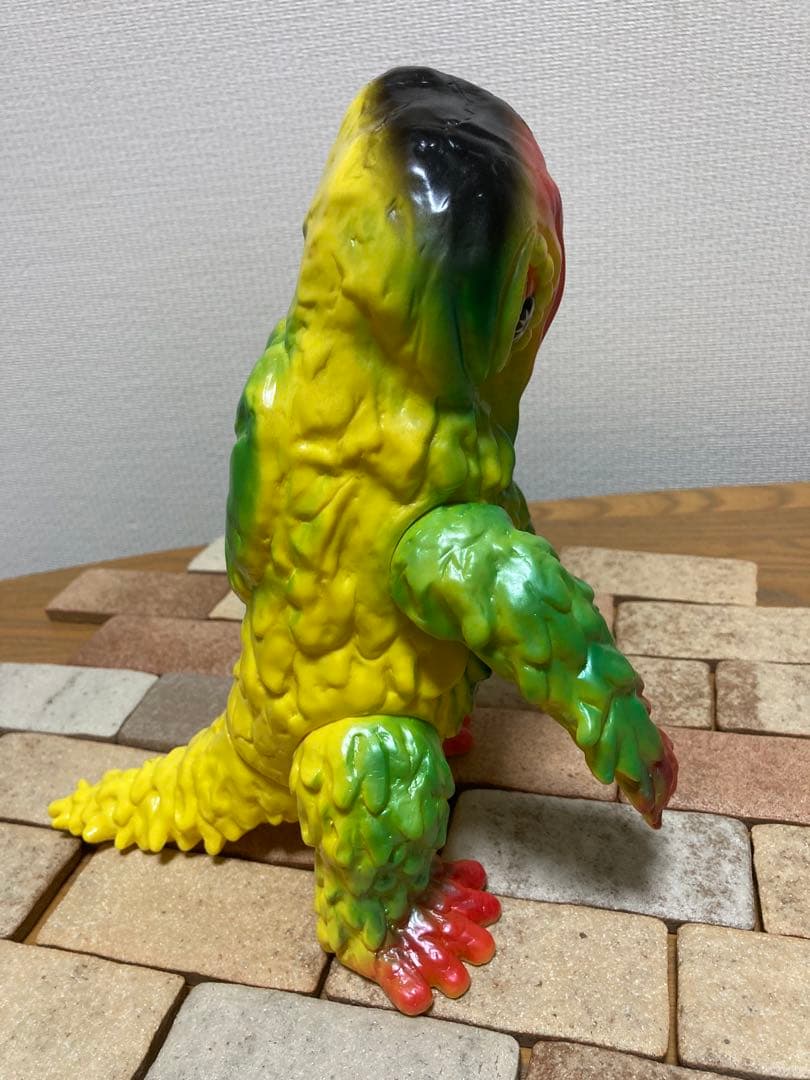 マーミット世紀の大怪獣シリーズ　 ヘドラ山吹色