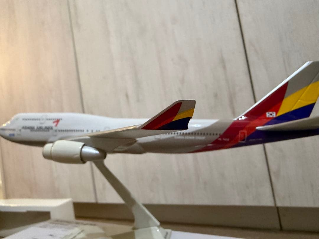 【超稀少】アシアナ航空 A380 1/200サイズ モデルプレーン