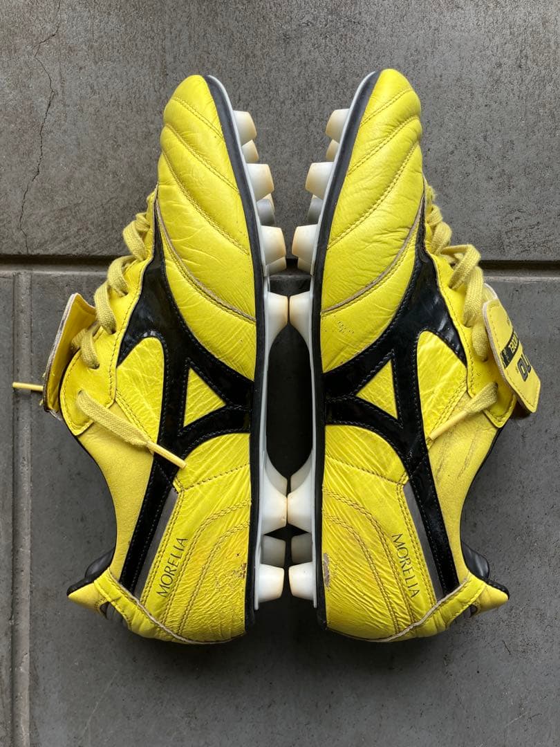 Mizuno モレリア2 30周年モデル イエロー