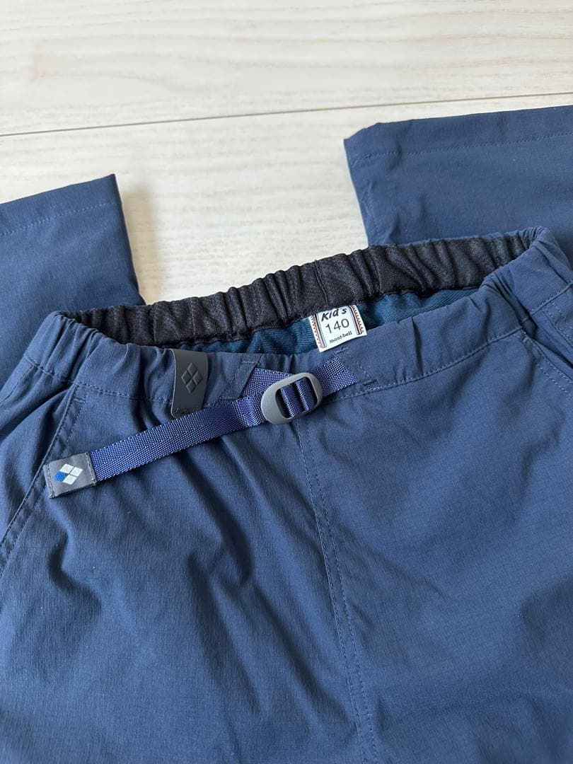 montbell アウターフード付きジャケットとパンツセット　140㎝