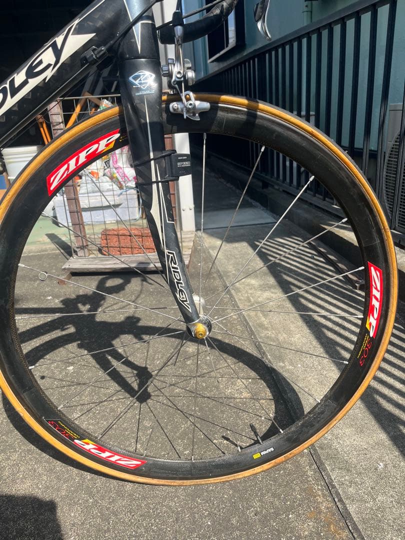 RIDLEY HELIUM カーボンフレームZIPP 303 カーボンホイール付