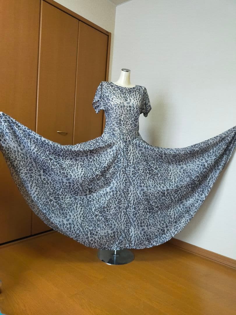 【美品】社交ダンスワンピース・ドレス　練習着・パーティーにも