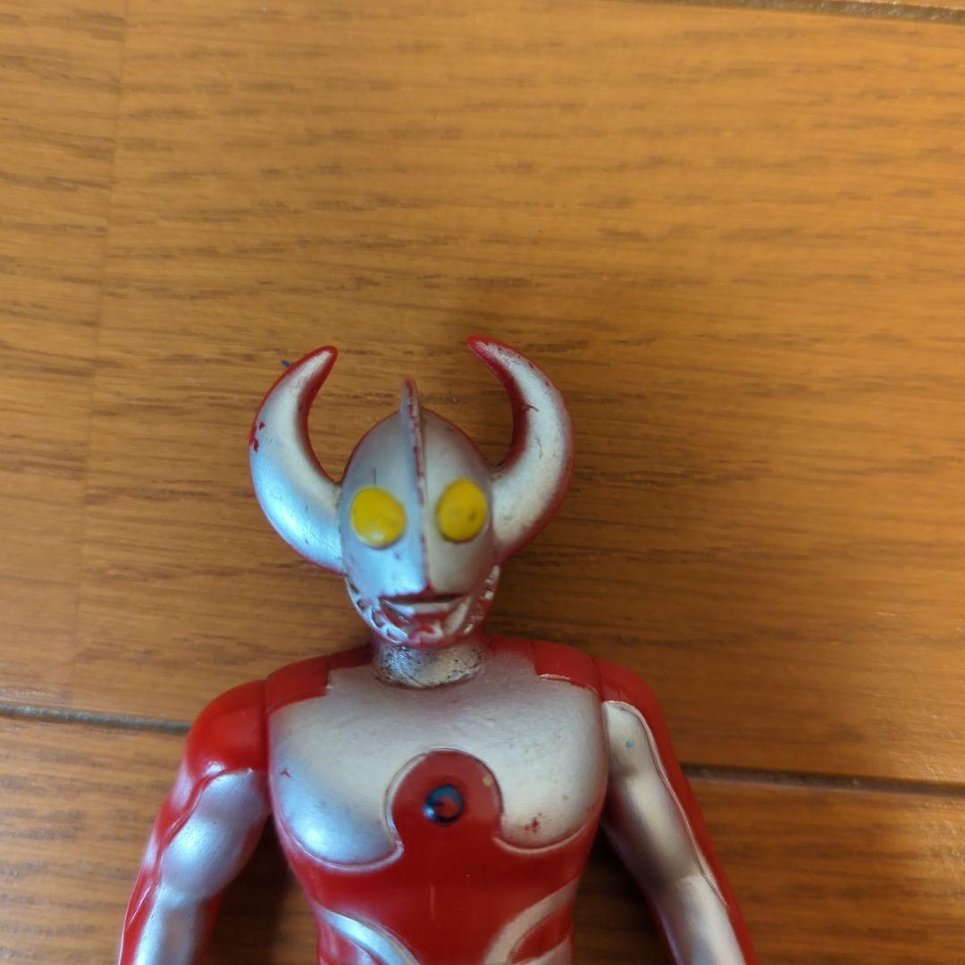 旧ウルトラマン 怪獣フィギュア １９体＋ミニフィギュア２体　バンダイ