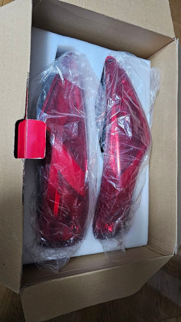 Valenti JEWEL LED テールランプ REVO ハリアー60