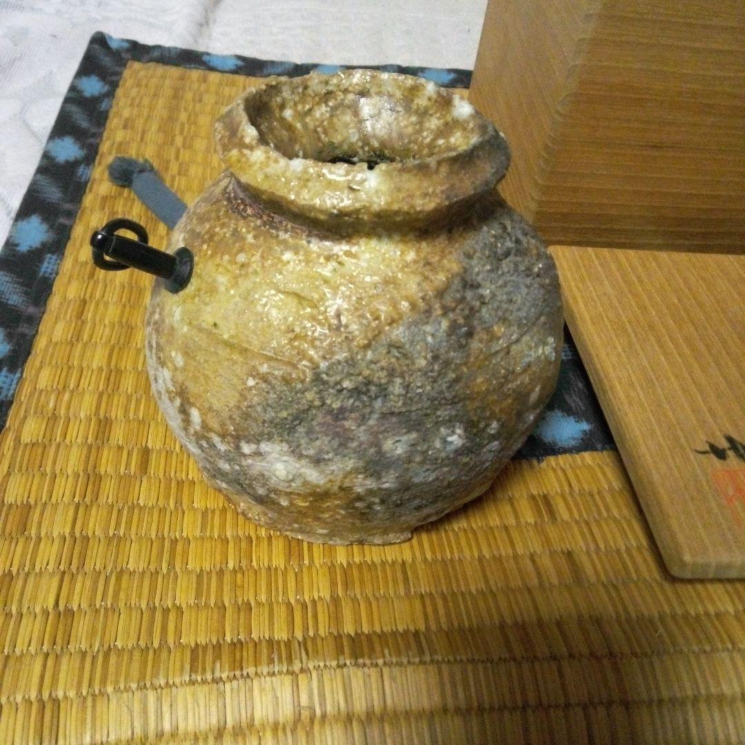 陶器の壺 木製箱付き