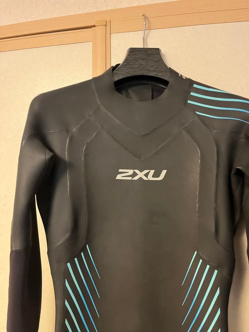 2XU フルスーツ ブラック 青ストライプ
