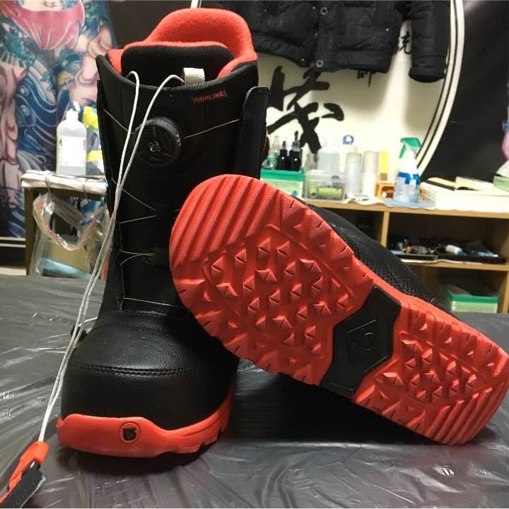 Burton本年度model