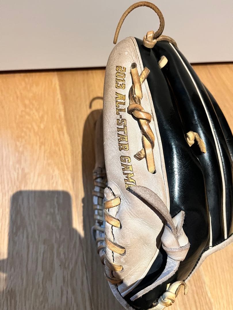 硬式　グローブ　アンダーアーマー　UNDER ARMOUR 元プロ