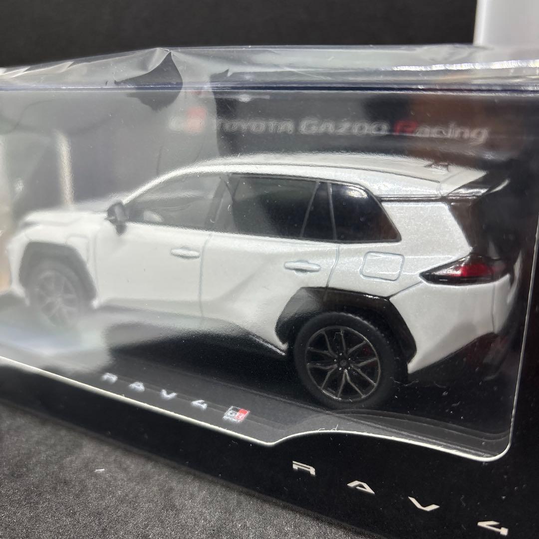 1/30 トヨタ カラーサンプル 新型RAV4 GRスポーツ ホワイトパール