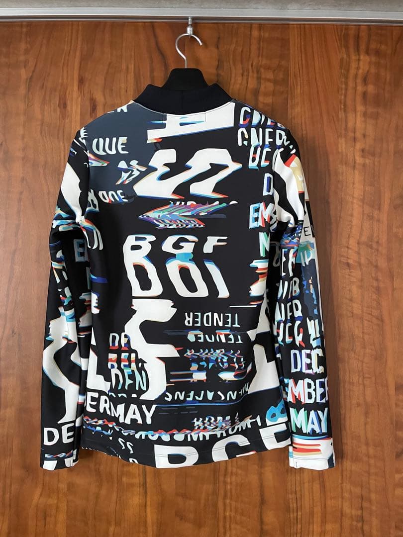 【極美品】DECEMBERAY モックネック長袖
