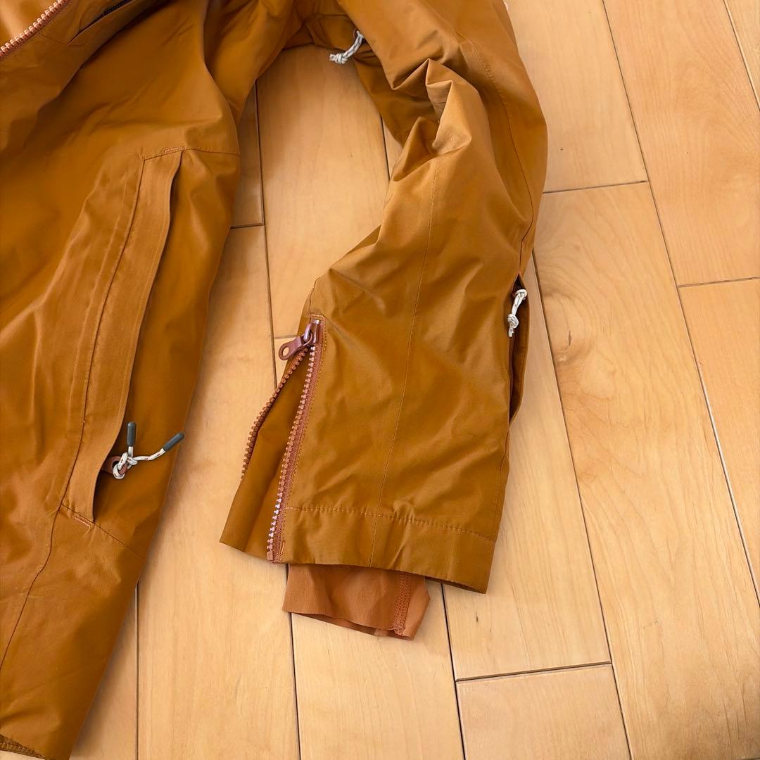 BURTON GORE-TEX スノーボードジャケットL 女性用