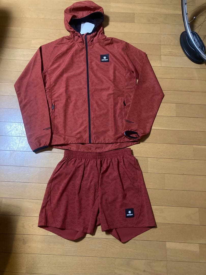 未使用　saysky セットアップ　ジャケット　パンツ　赤　S ショーツ