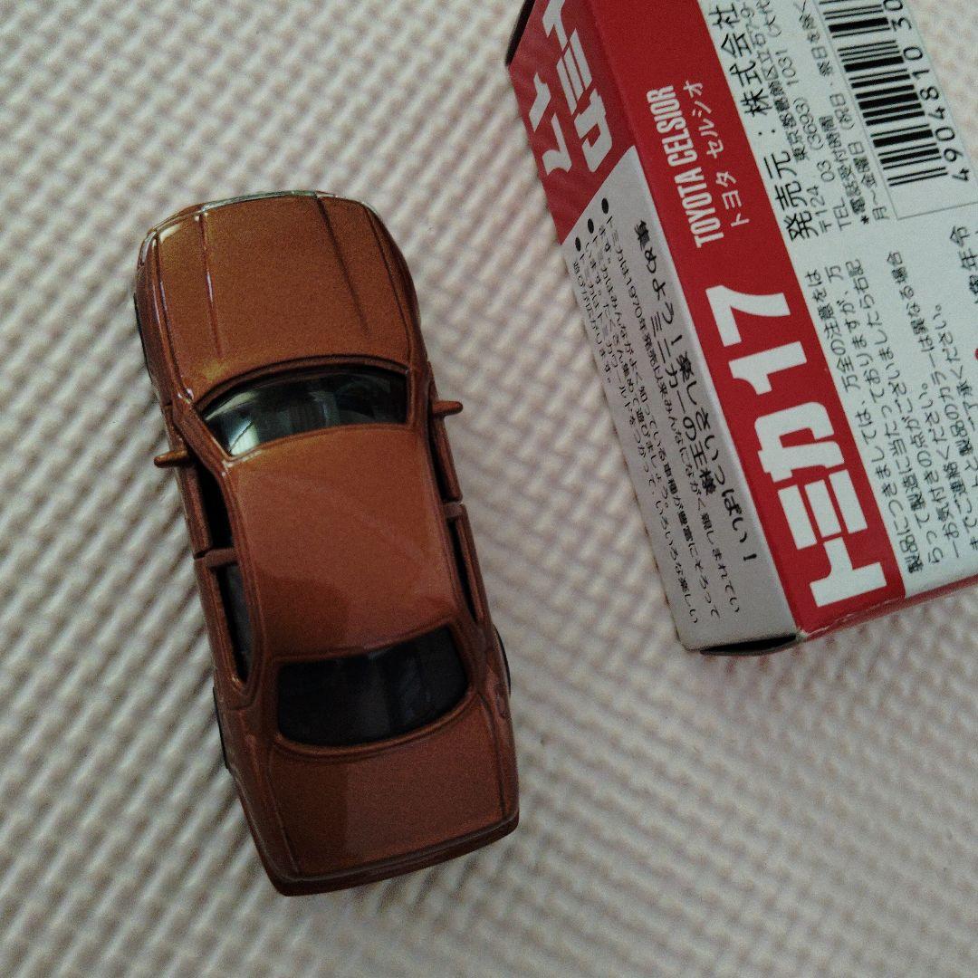 トミカ 17 トヨタ セルシオ