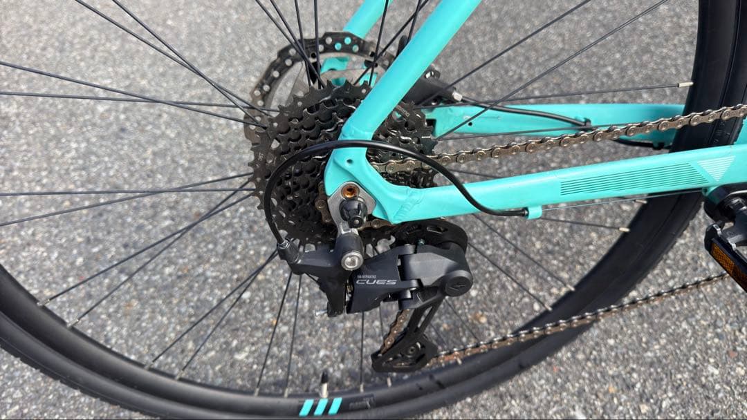 美車　BIANCHI ビアンキ C-SPORT2 DISC　クロスバイク170〜