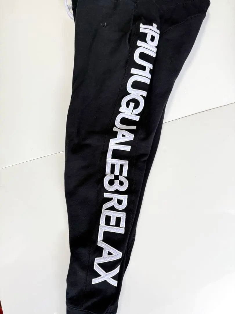 1piu1uguale3ウノピュウ リラックス セットアップ 黒 フルジップ