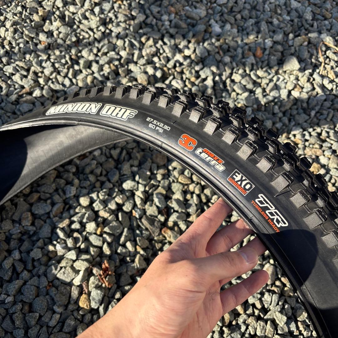 MAXXIS DHF(ほぼ新品)とDHR(中古)2本セット(27.5)