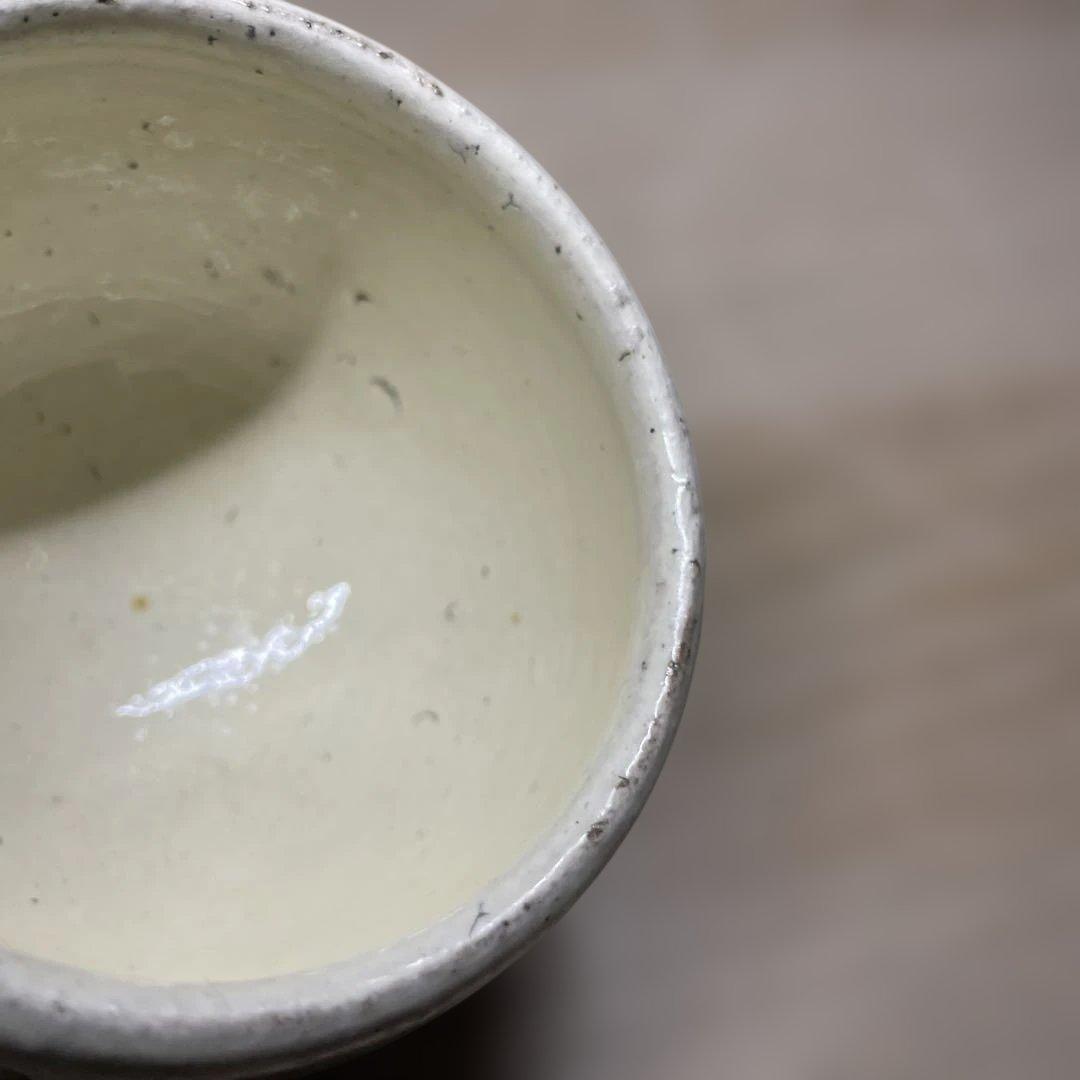 船木研児　布志名焼　白釉湯呑　箱なし