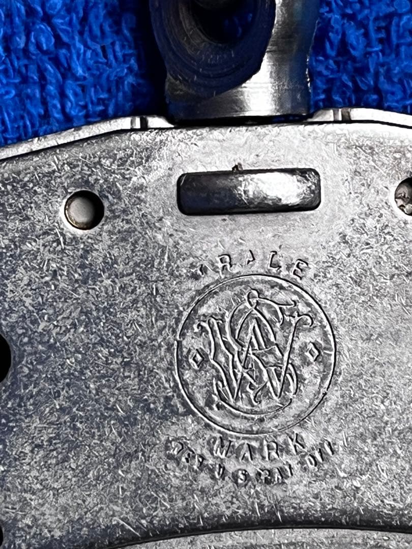 米国製手錠 S & W M100( Nickel )