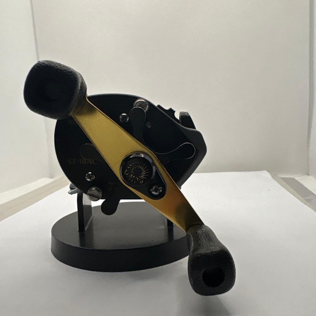 Daiwa MILLIONAIRE st-10AC8ハイスピード ベイトリール