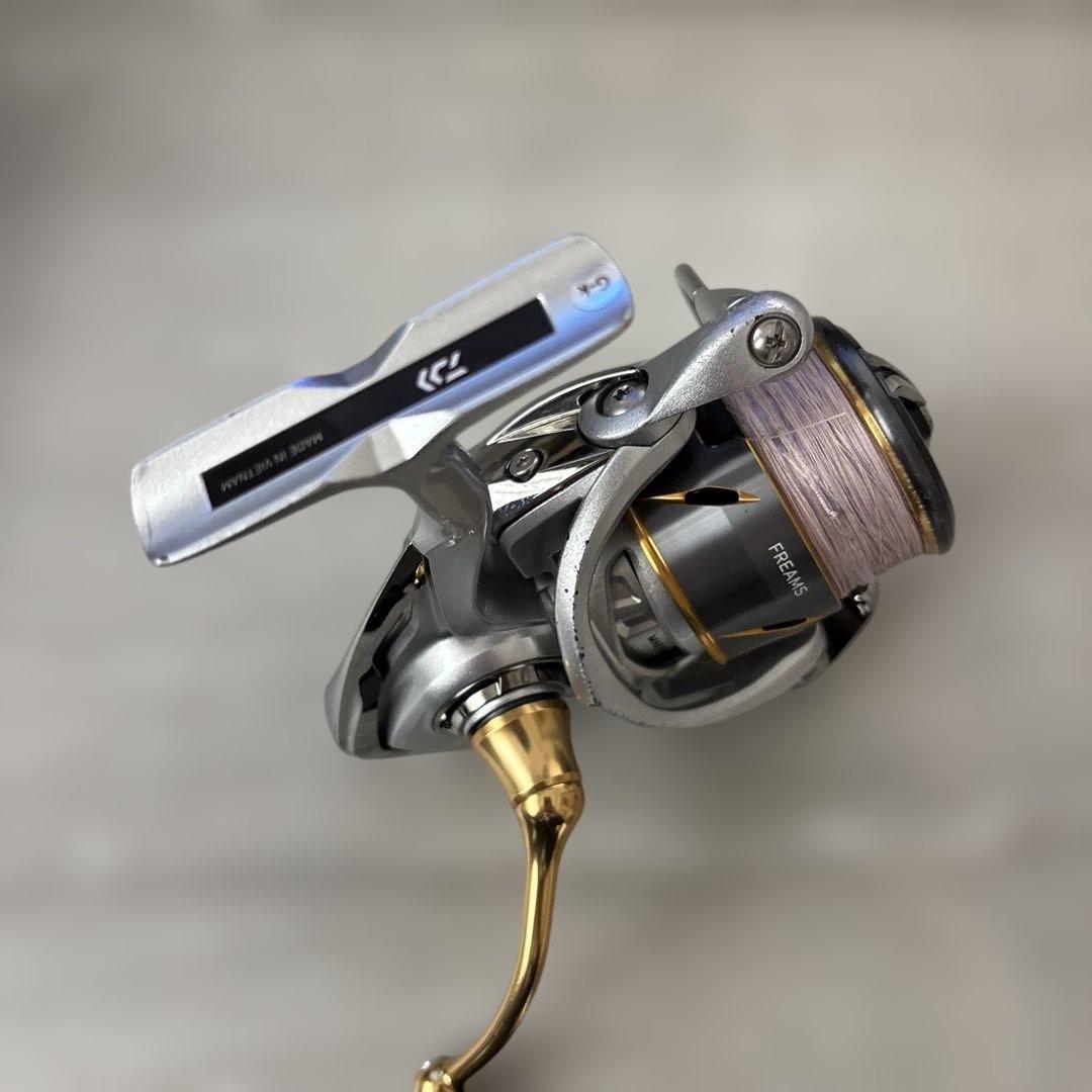 DAIWA 21FREAMS LT 2500 スピニングリール