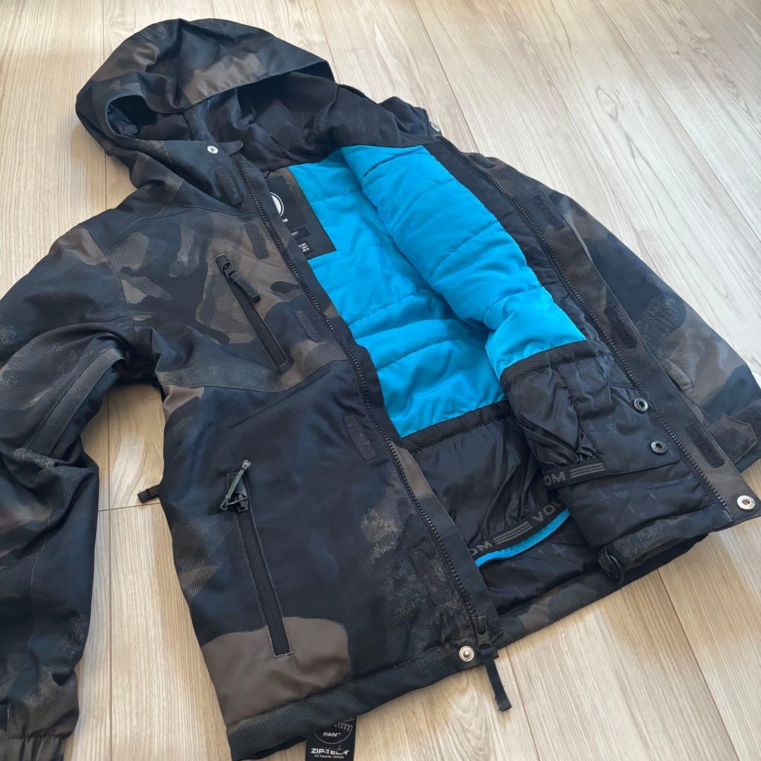新品○VOLCOMボルコム○ジュニアスノーボードスキーウェアジャケット&パンツ