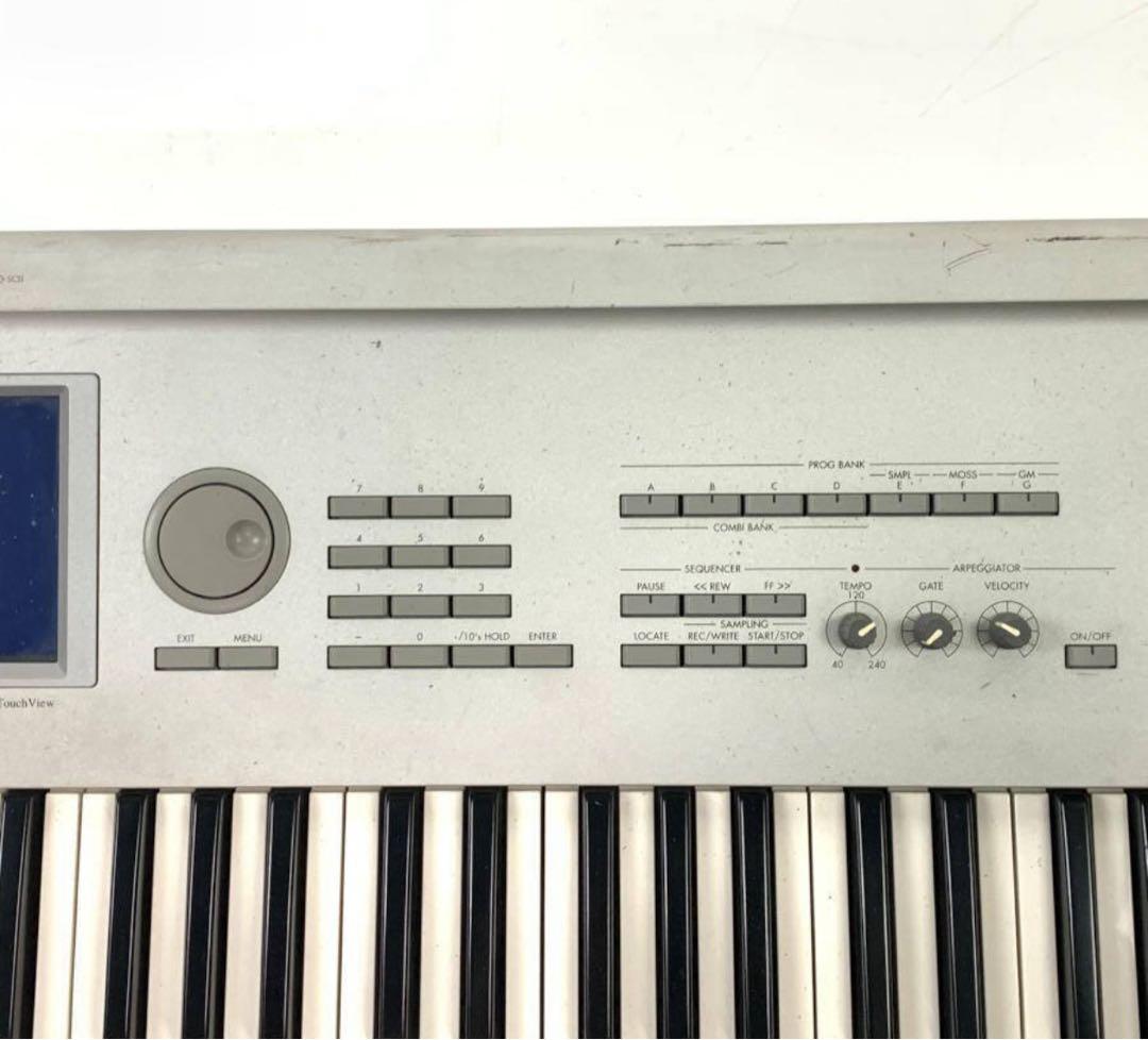 希少 KORG コルグ　TRITON PRO シンセサイザー　76鍵盤　ピアノ