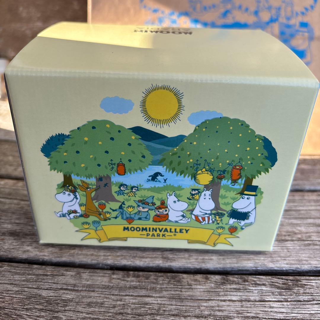 ムーミンバレーパーク限定 ピンバッジ マグカップ　ムーミンARABIA