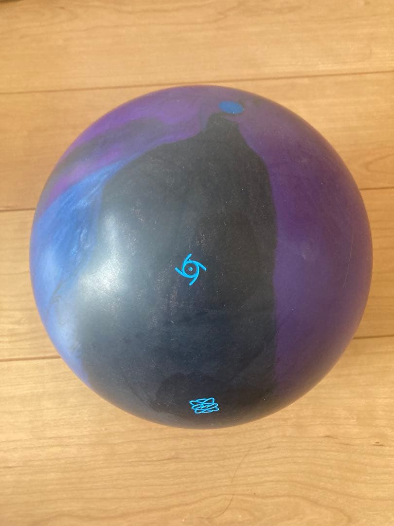 ボウリング　ボール　インフィニットフィジックス　15ポンド　新品　ストーム