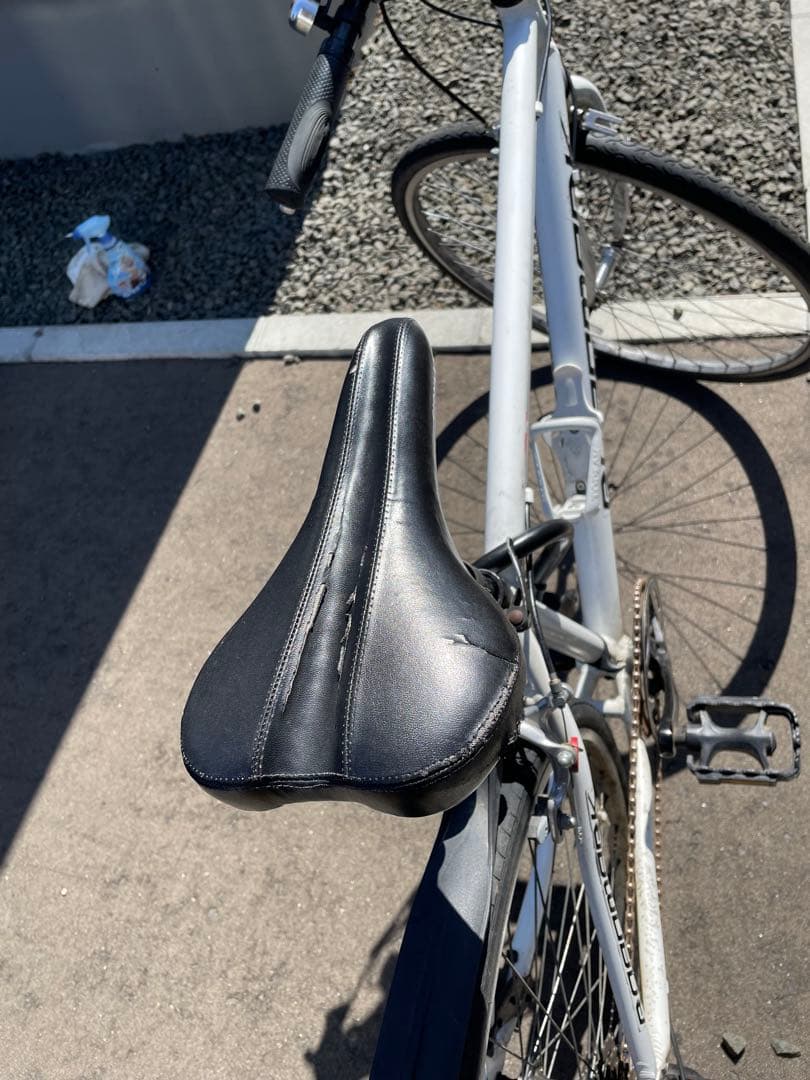 札幌市内近郊直接のみ　クロスバイク ROADMARK RB700 白 整備済