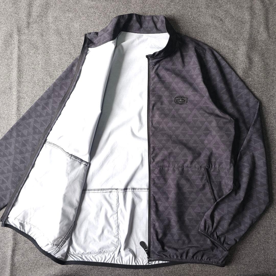 美品 トラヴィスマシュー 薄手ナイロン 春ブルゾンジャケット 薄手 総柄 M 黒