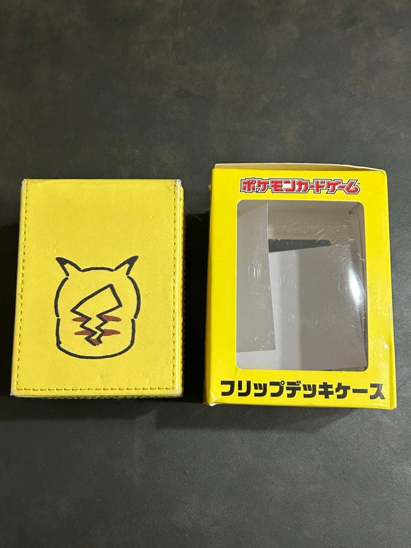 ポケモンカード デッキケース ピカチュウ