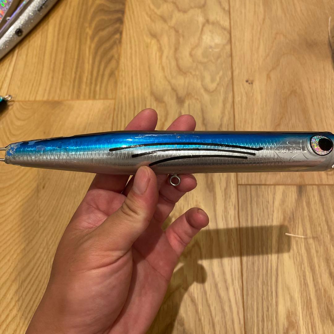 ビーコン210