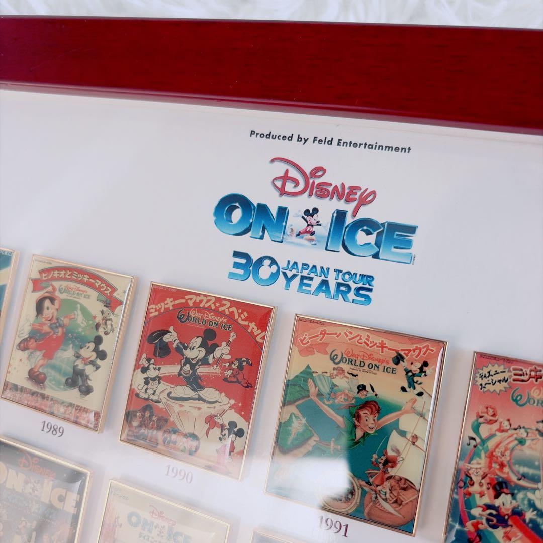 【未使用】ディズニーオンアイス30周年 ピンバッジ 額装 非売品