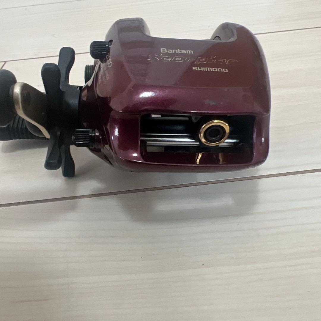 【大人気アイテム】シマノ スコーピオン 2000 釣具 ベイトリール