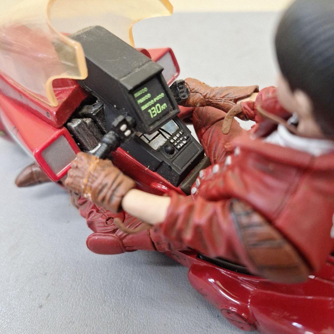 マクファーレン　AKIRA　金田　KANEDA ON MOTORCYCLEアキラ
