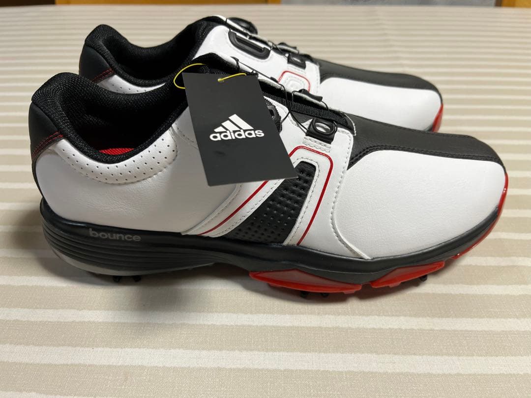 ４月末までの出品とさせて頂きます adidasゴルフシューズ新品未使用