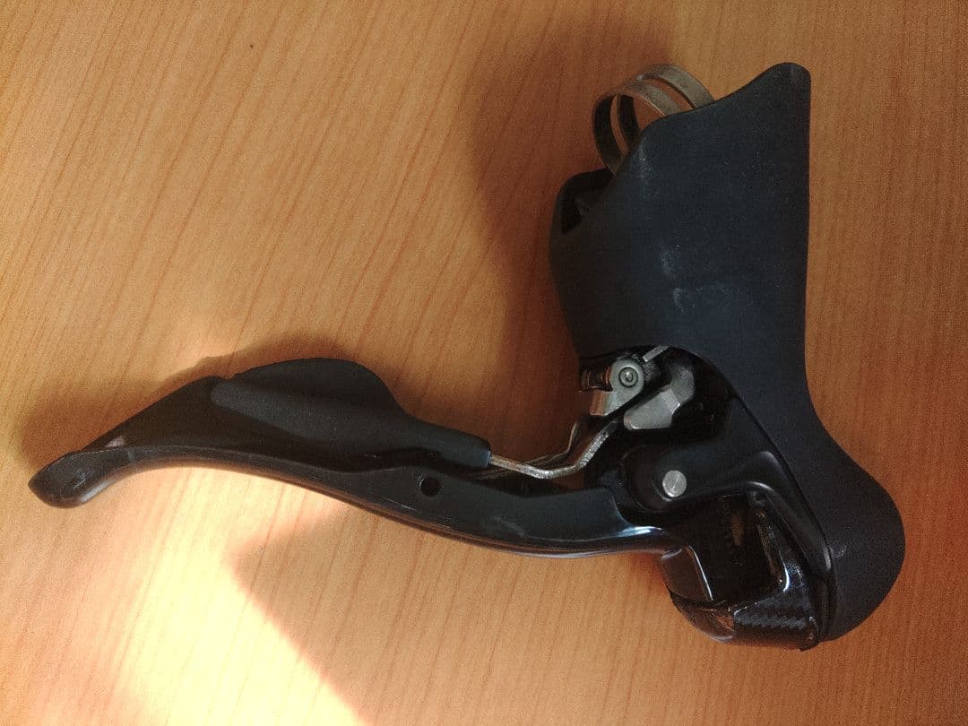 Shimano st-5700 105 左右 カーボンラッピング