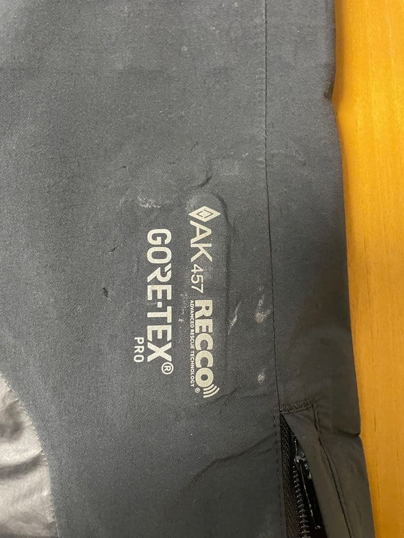Burton バートンAK457 GORE-TEX PRO ビブパンツ　Mサイズ