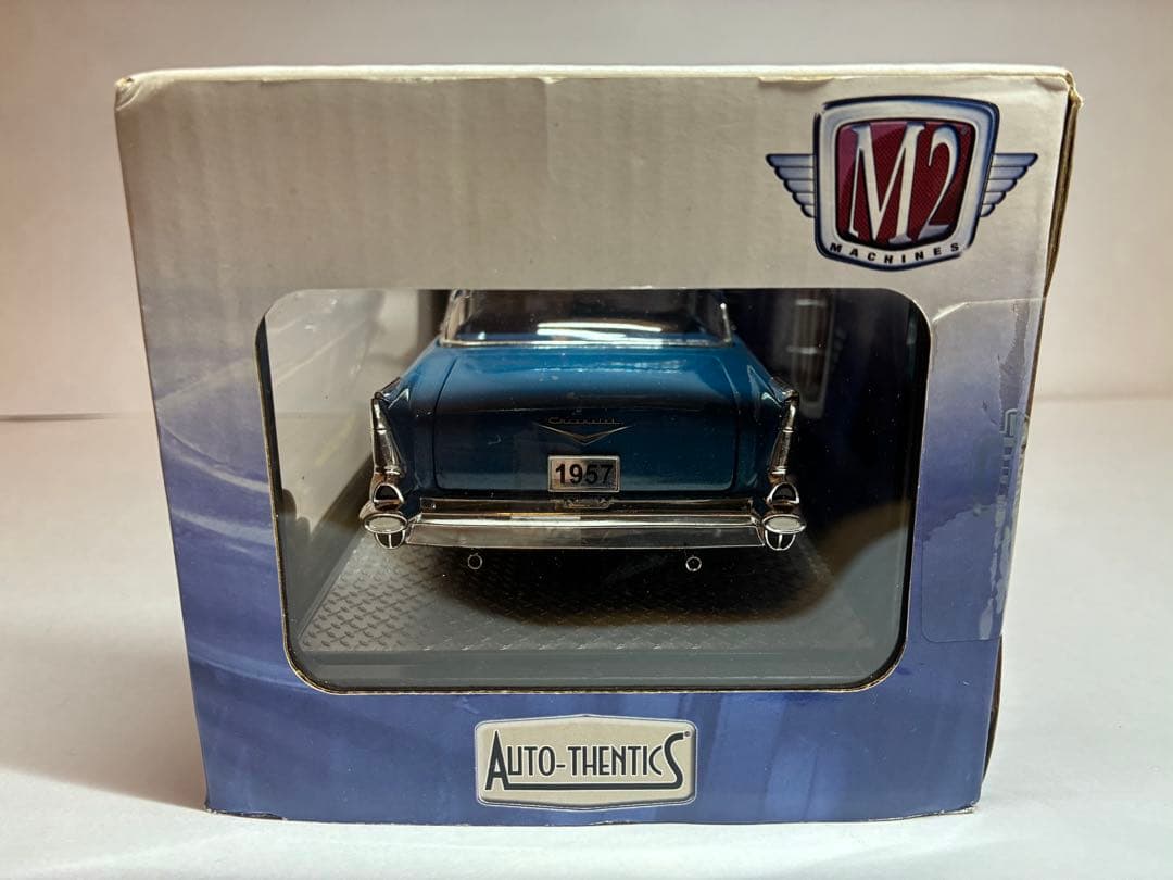 【未開封・世界5880台限定】M2マシーンズ 1/24 1957 シボレー210