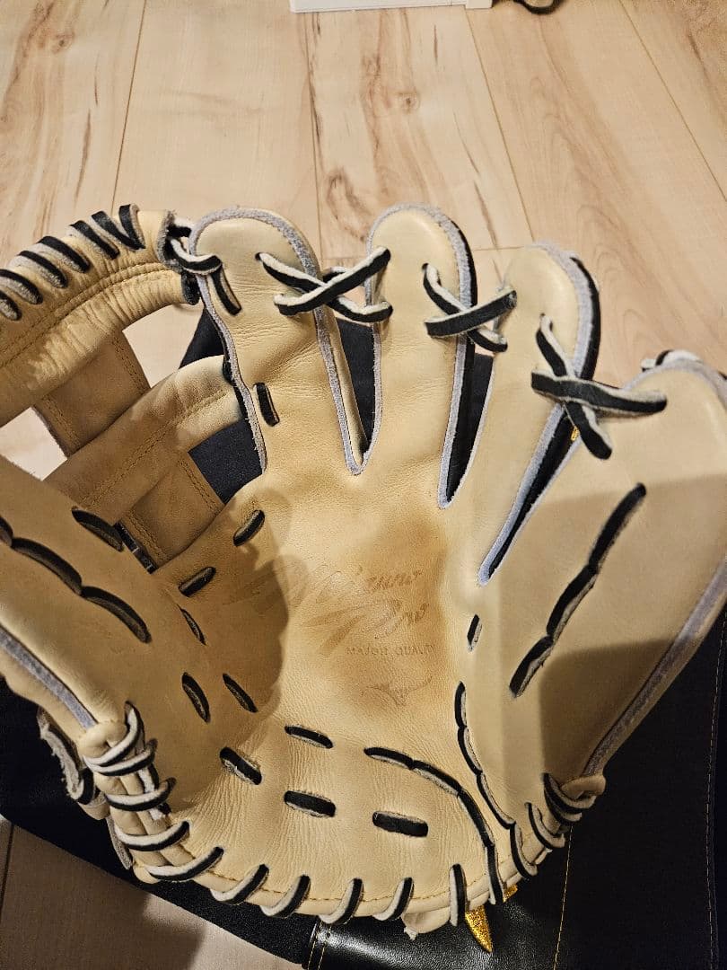 超美品　ミズノプロ 一般軟式グローブ　サイズ9