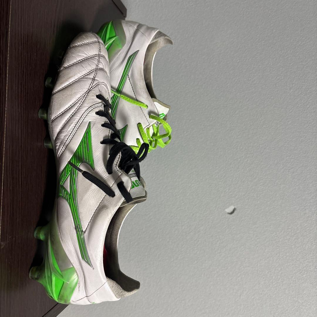 Mizuno Morelia ホワイト/グリーン スパイクシューズ