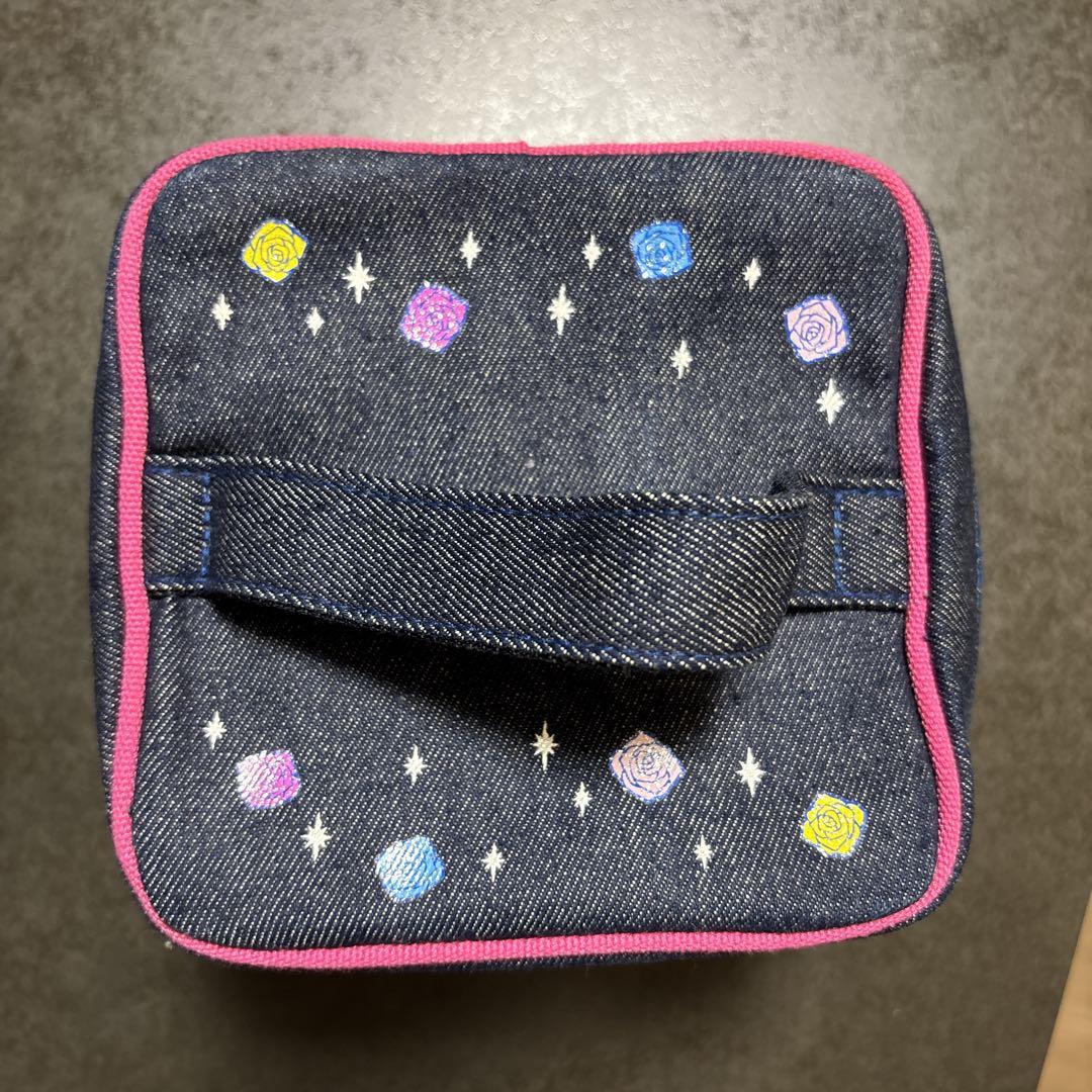 希少　ハローキティー　Hello kitty デニムポーチ　平成　匿名発送