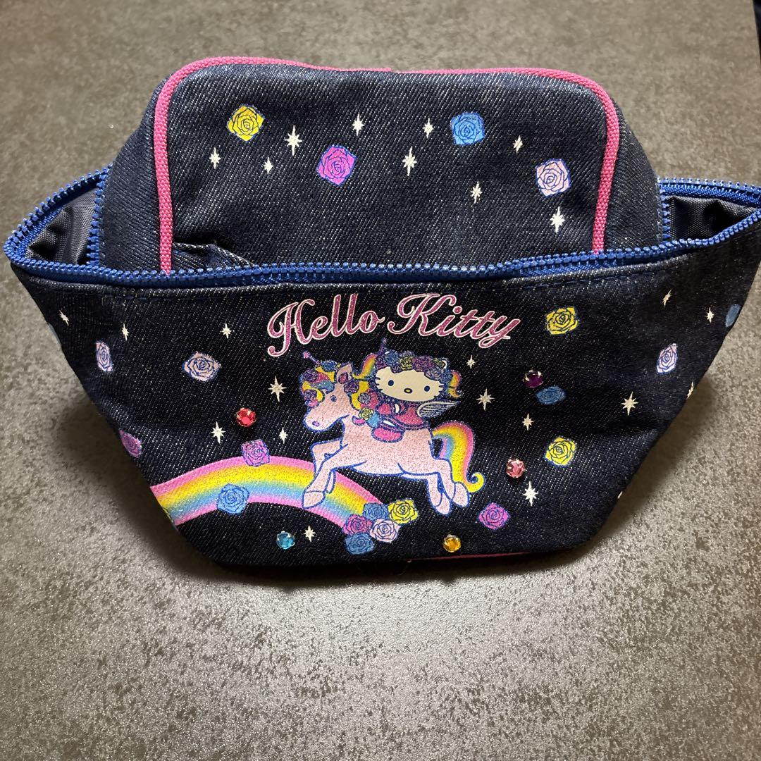 希少　ハローキティー　Hello kitty デニムポーチ　平成　匿名発送