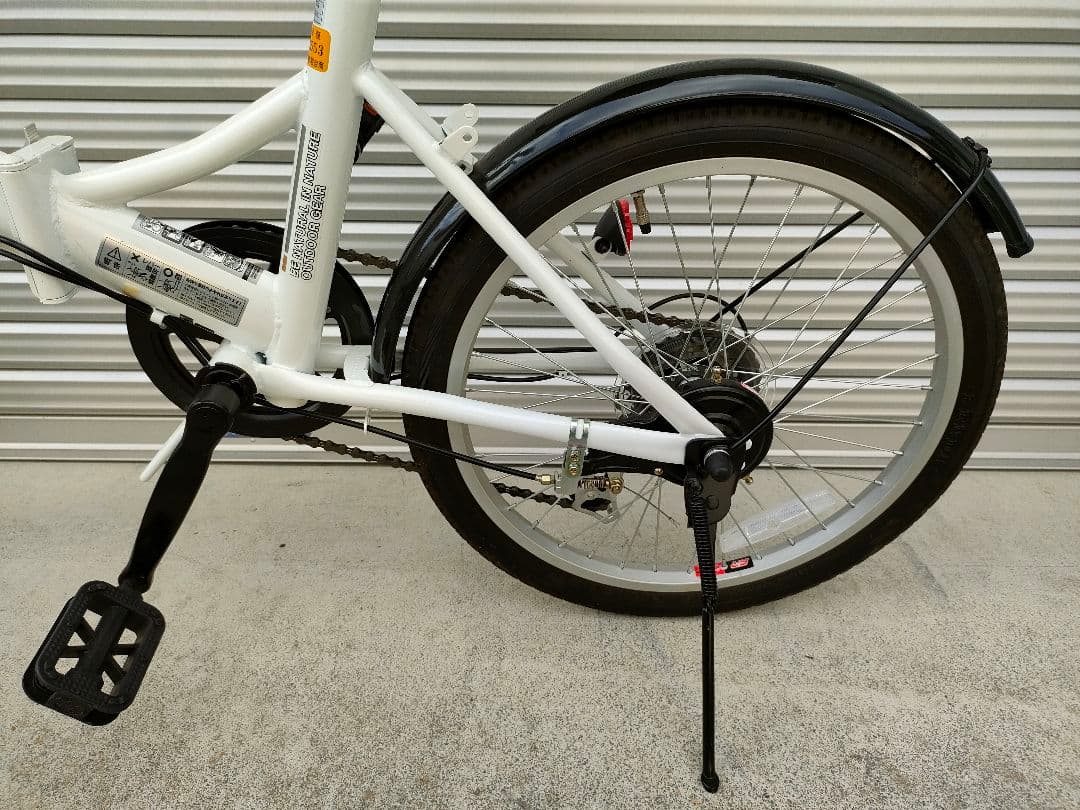 【岩手】引取限定 キャプテンスタッグ 20インチ折り畳み自転車 6段 おまけつき