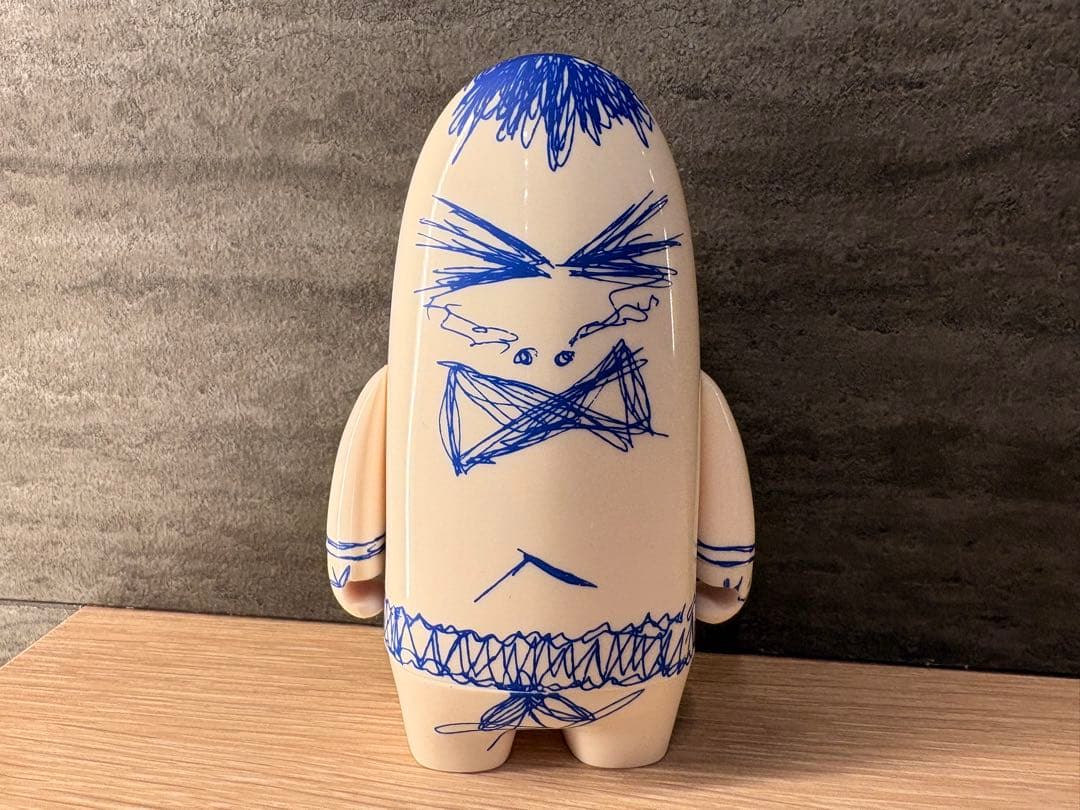 【未使用】VISIONAIRE kidrobot プレミアムヴィジョネア