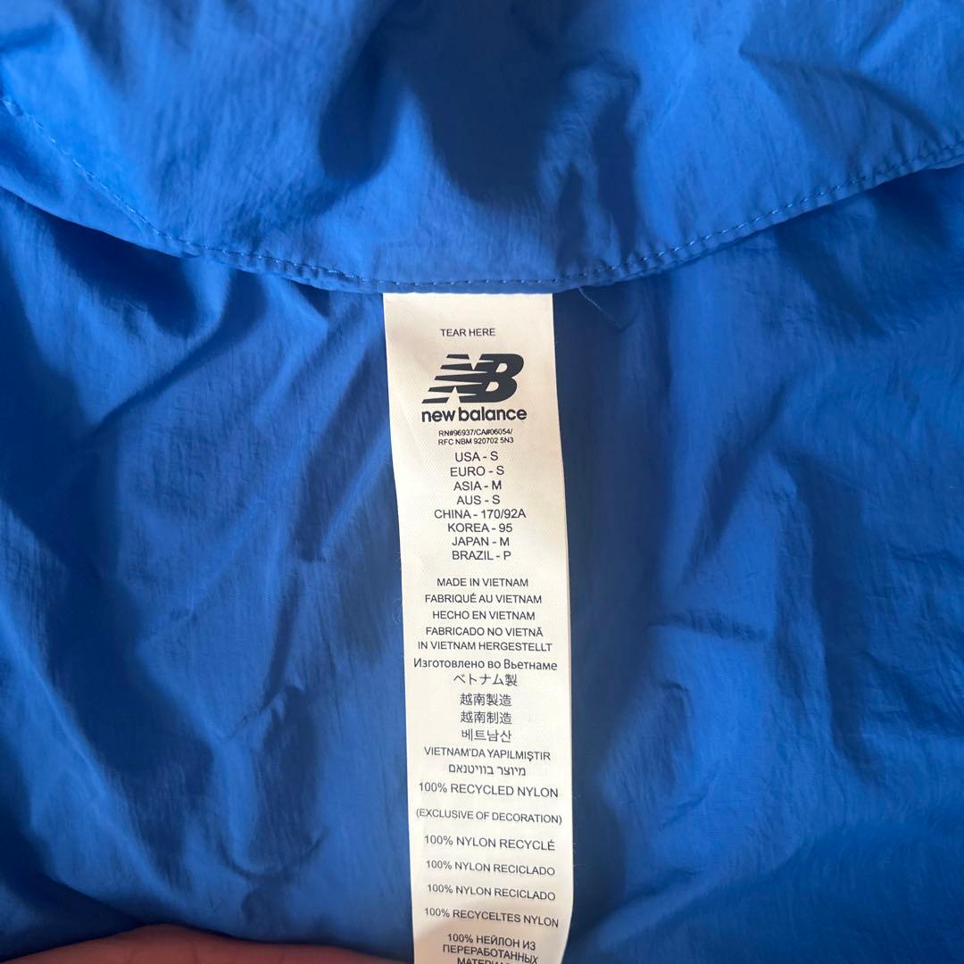 新品未使用タグ付き　new balance　ニューバランス　ウィンドブレーカー