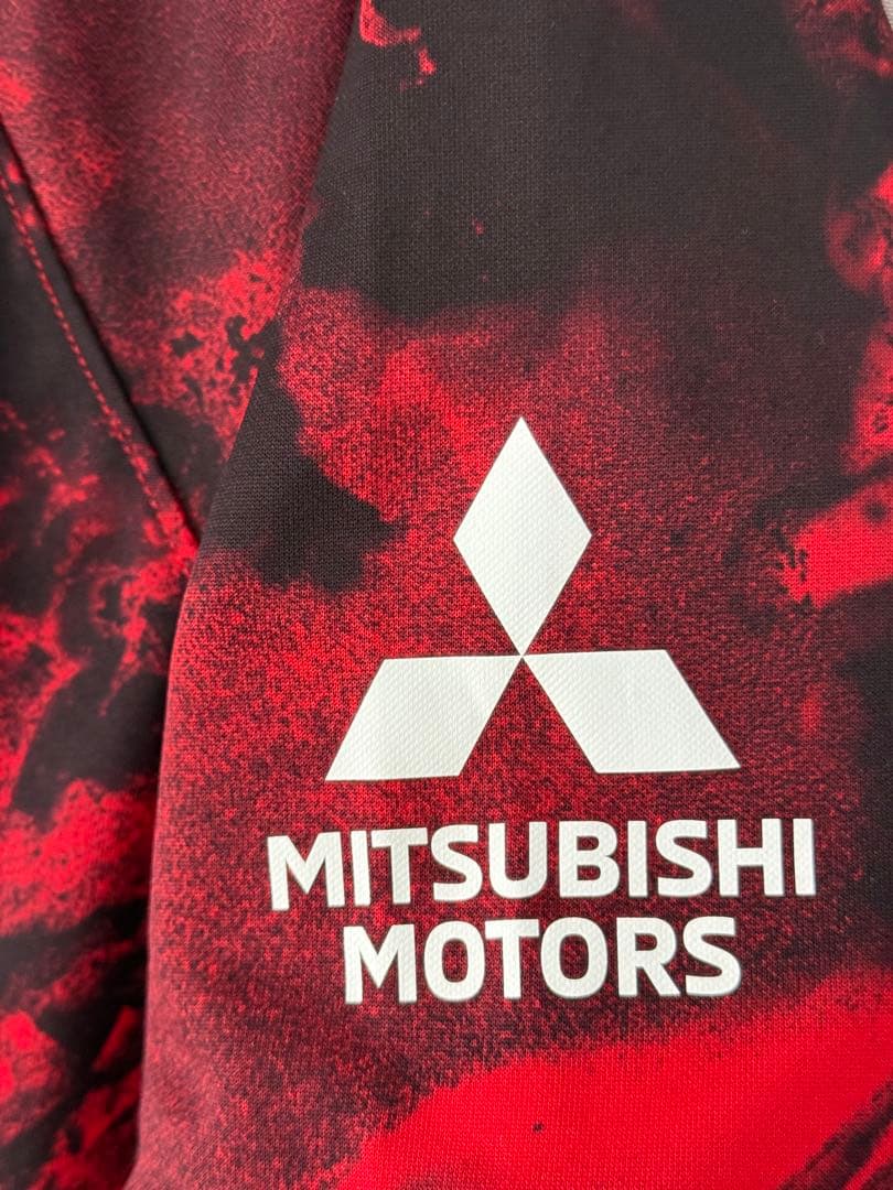 浦和レッズ YOSHIO 8、ユニフォームサイン入り