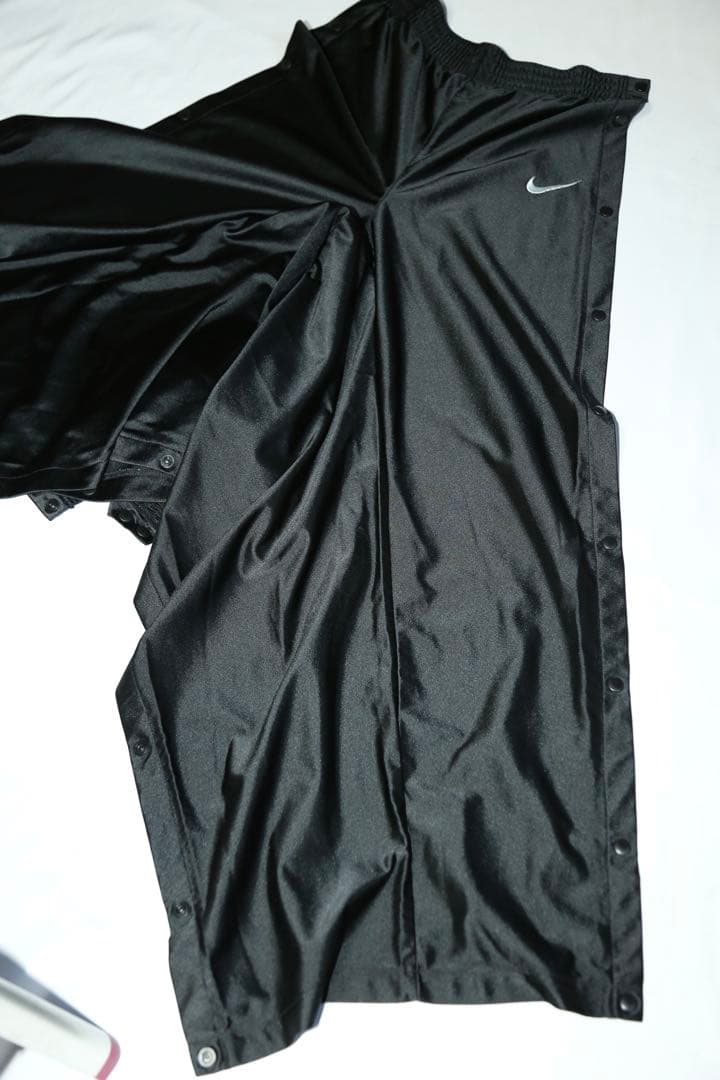 1990’s NIKE トラックパンツ レア　サイドボタン付き ジャージパンツ