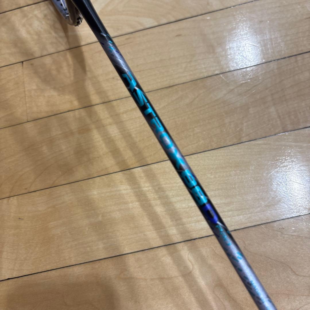 ASTROX88Dプロジャンク品バドミントンラケット